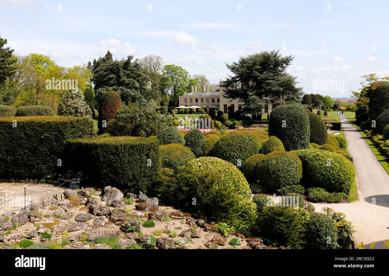 I giardini di Brodsworth Hall, Nr Doncaster, Regno Unito Foto Stock