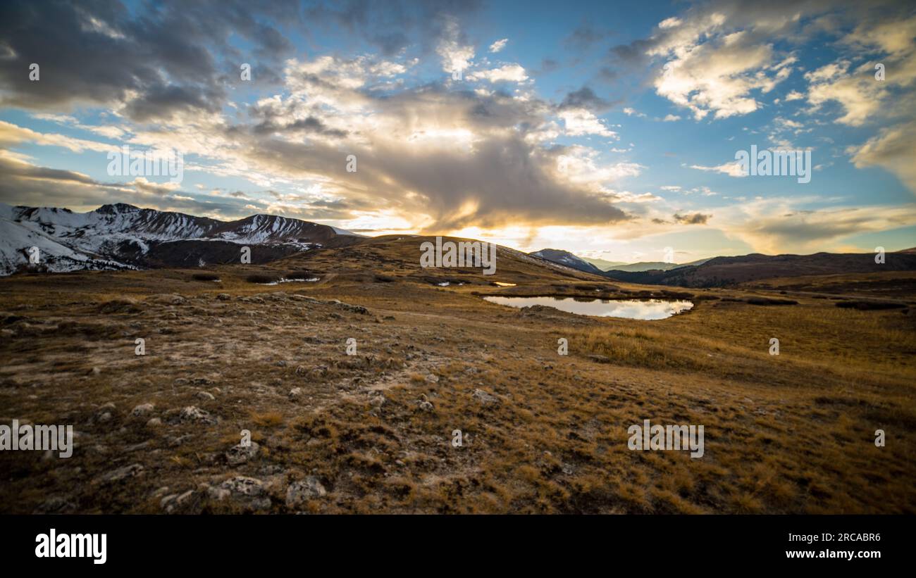 Luce serale delle Montagne Rocciose | Independence Pass, Colorado, Stati Uniti Foto Stock