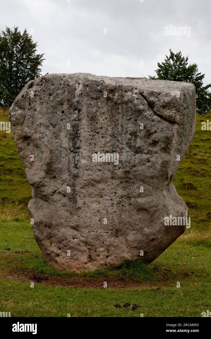 Avebury, un monumento neolitico all'henge Foto Stock