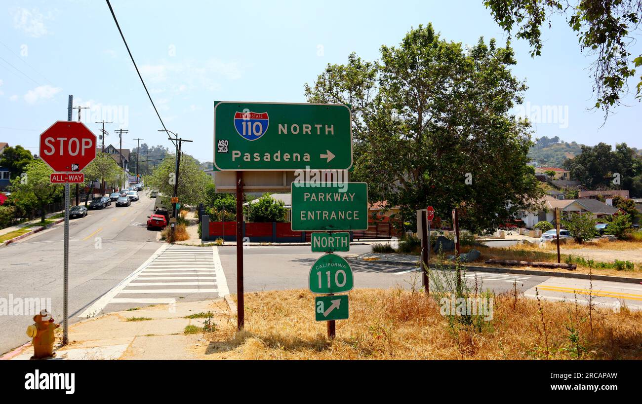 Los Angeles, California: Segnali dell'Interstate 110 direzione nord - ingresso Parkway - California 110 Foto Stock