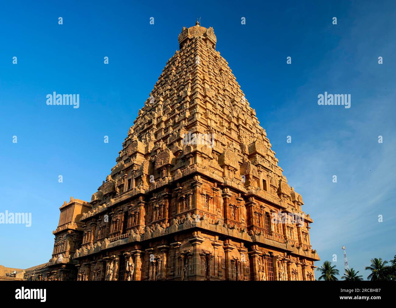 Brihadisvara Brihadeeswara grande Tempio gopuram vimana (X secolo) Thanjavur Tanjore, Tamil Nadu, India meridionale, Asia. Patrimonio dell'umanità dell'UNESCO Foto Stock