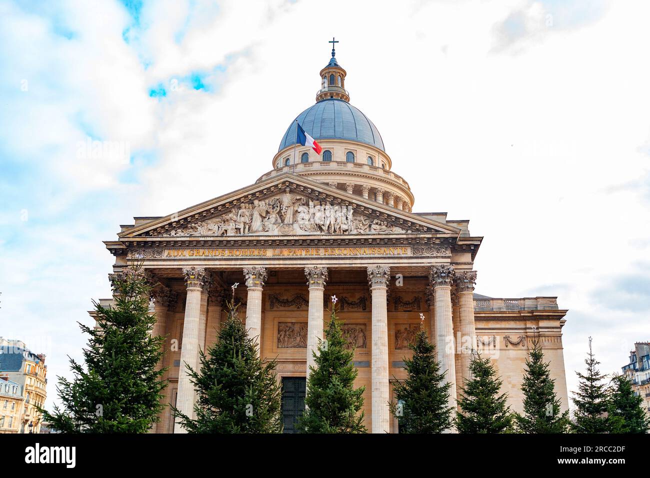 Il Pantheon è un monumento che si trova nel 5th° arrondissement di Paris (Francia). Usato come cimitero per intellettuali francesi significativi. Foto Stock