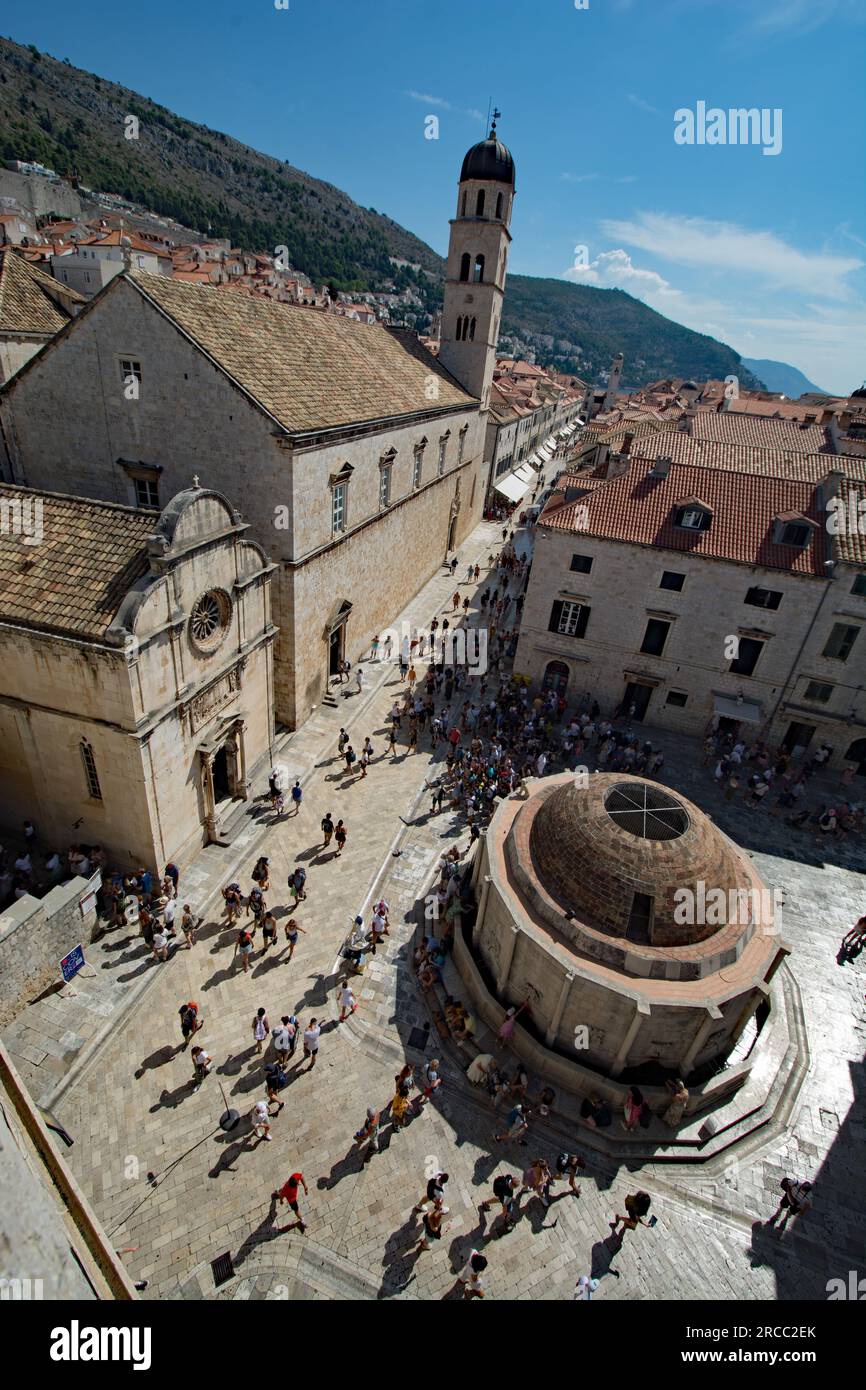 Crociera ad Azamara, città storica di Dubrovnik Foto Stock