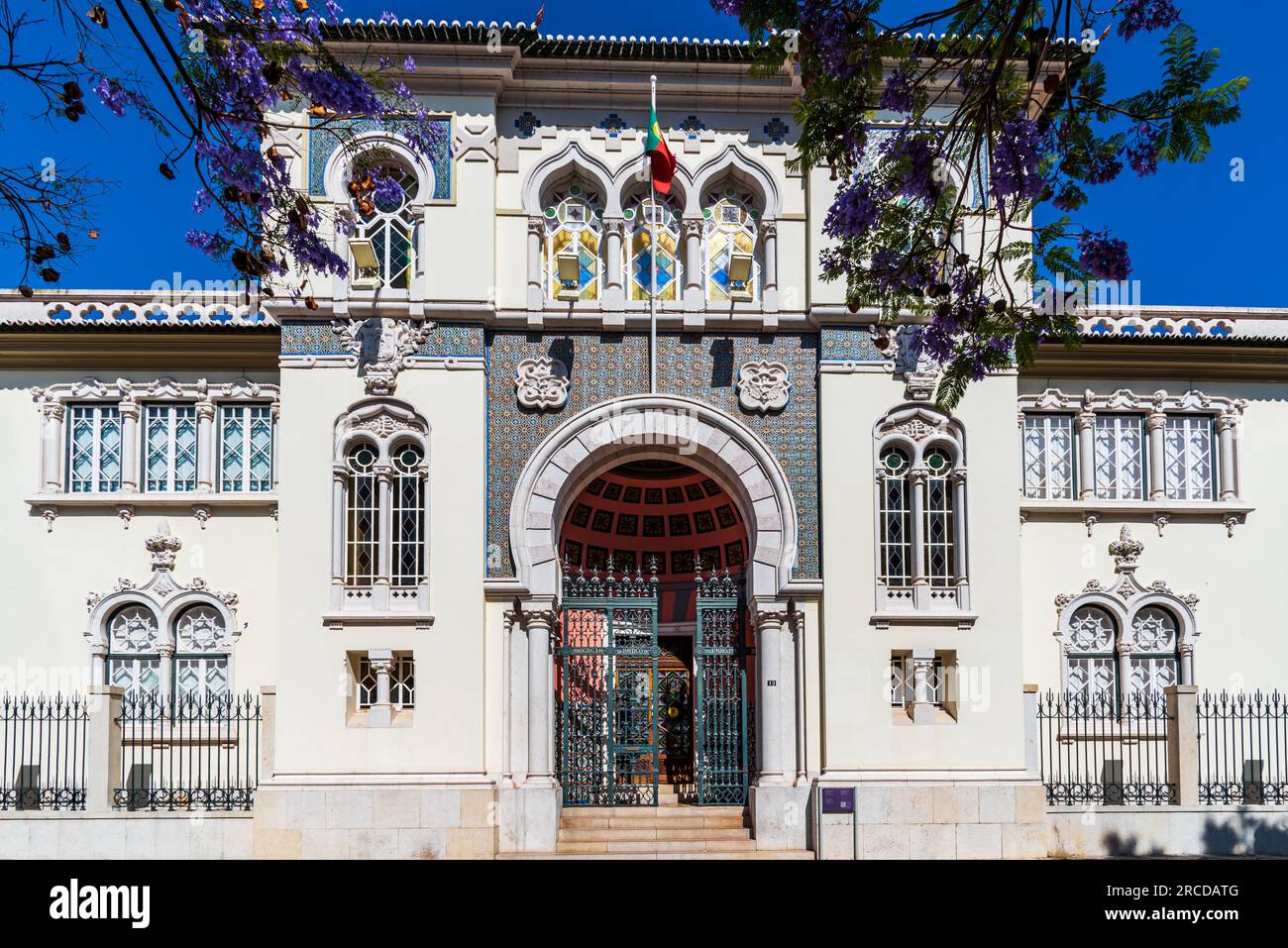 Facciata della Banca del Portogallo a Faro, Algarve. Foto Stock