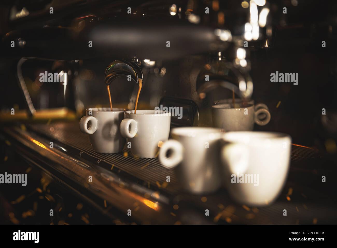 Per caffè automatica macchina preparazione di caffè Foto Stock