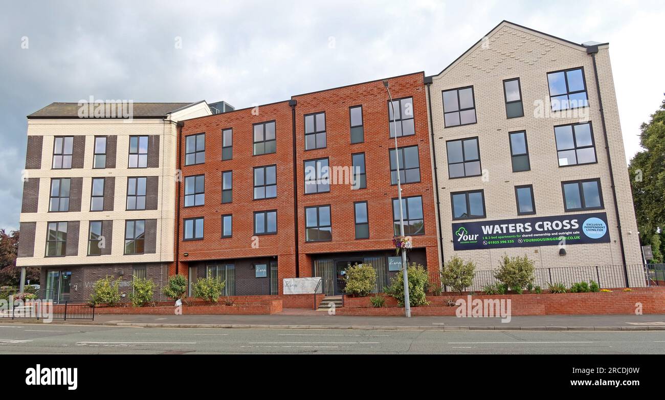 Il tuo gruppo immobiliare, Waters Cross proprietà condivisa sviluppo di vita pensionistica, Watling St, Northwich, Cheshire, Inghilterra, REGNO UNITO, CW9 5EX Foto Stock