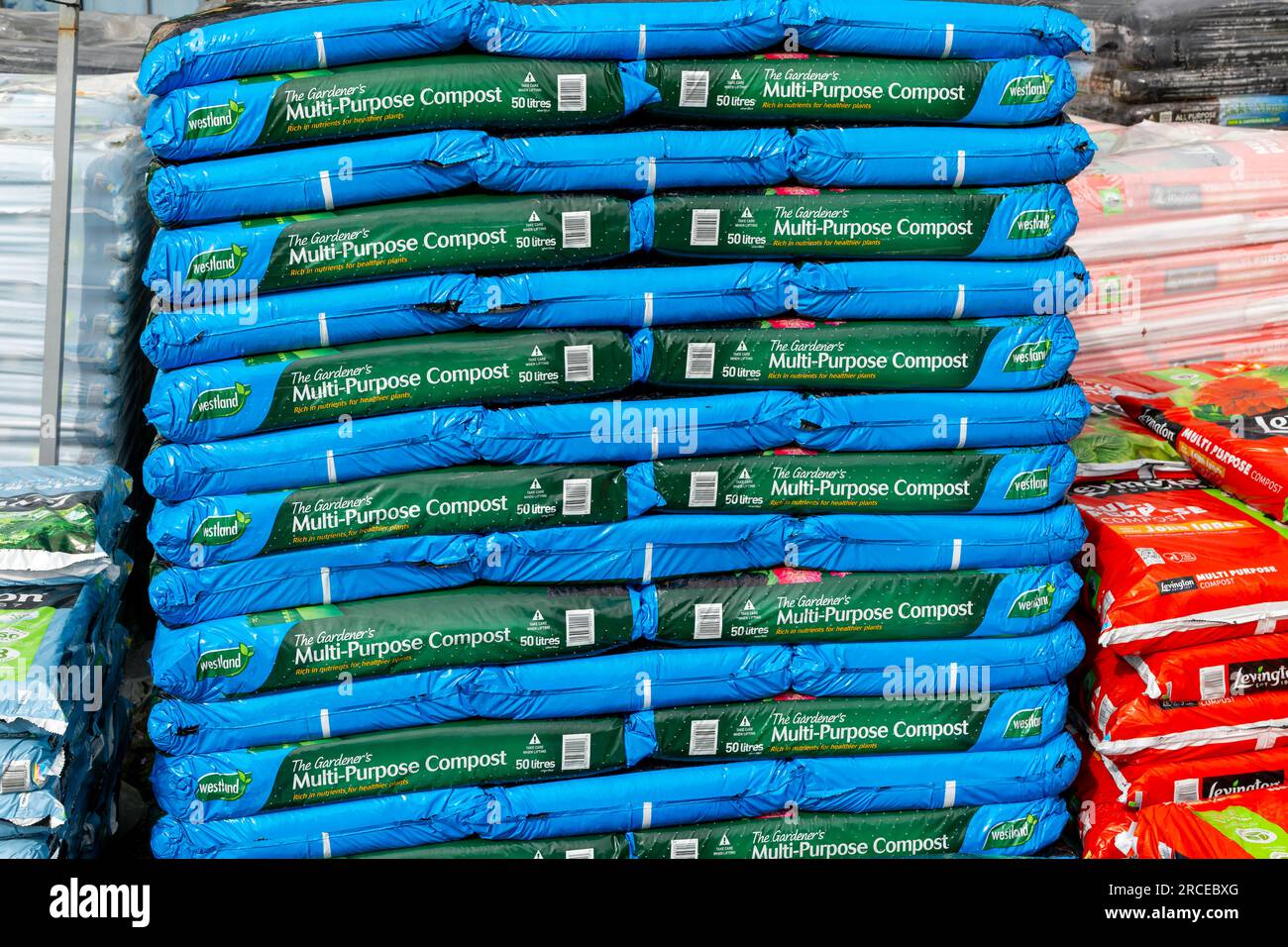 Borse del compost multiuso Gardener's in vendita nel Garden Center, Regno Unito Foto Stock