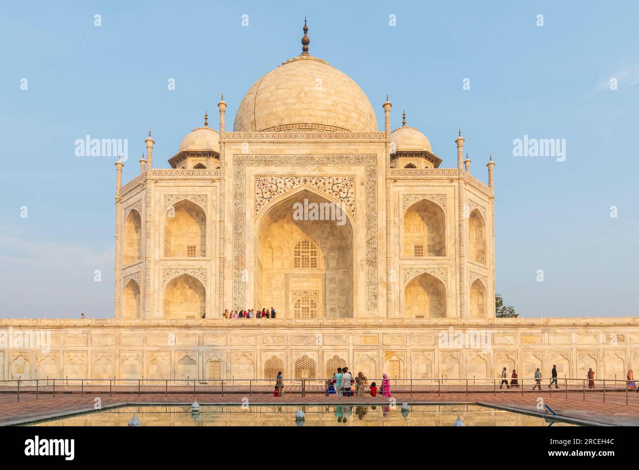 Taj Mahal, sito patrimonio dell'umanità dell'UNESCO, a nuova Delhi, India. Foto Stock