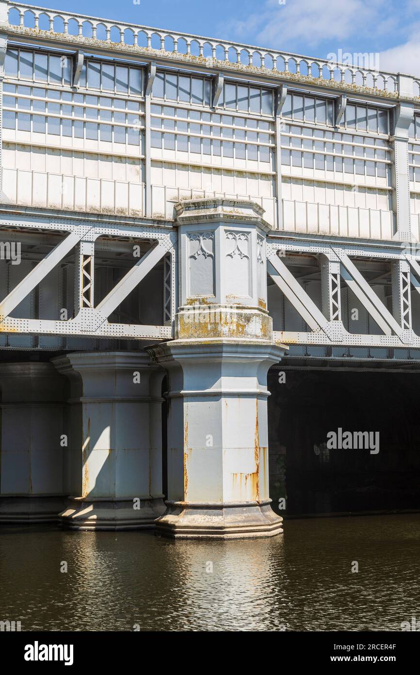 Shrewsbury Railway Bridge, attraversa il fiume Severn, Shrewsbury, Shropshire, Regno Unito Foto Stock