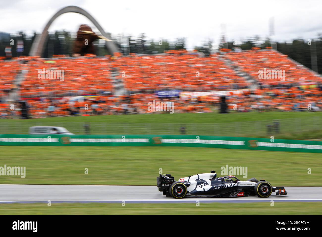 Spielberg, Austria. 2 luglio 2023. Formula 1 Rolex Gran Premio d'Austria al Red Bull Ring, Austria. Nella foto: Nyck De Vries (NLD) della Scuderia AlphaTauri ad AlphaTauri AT04 durante la gara © Piotr Zajac/Alamy Live News Foto Stock