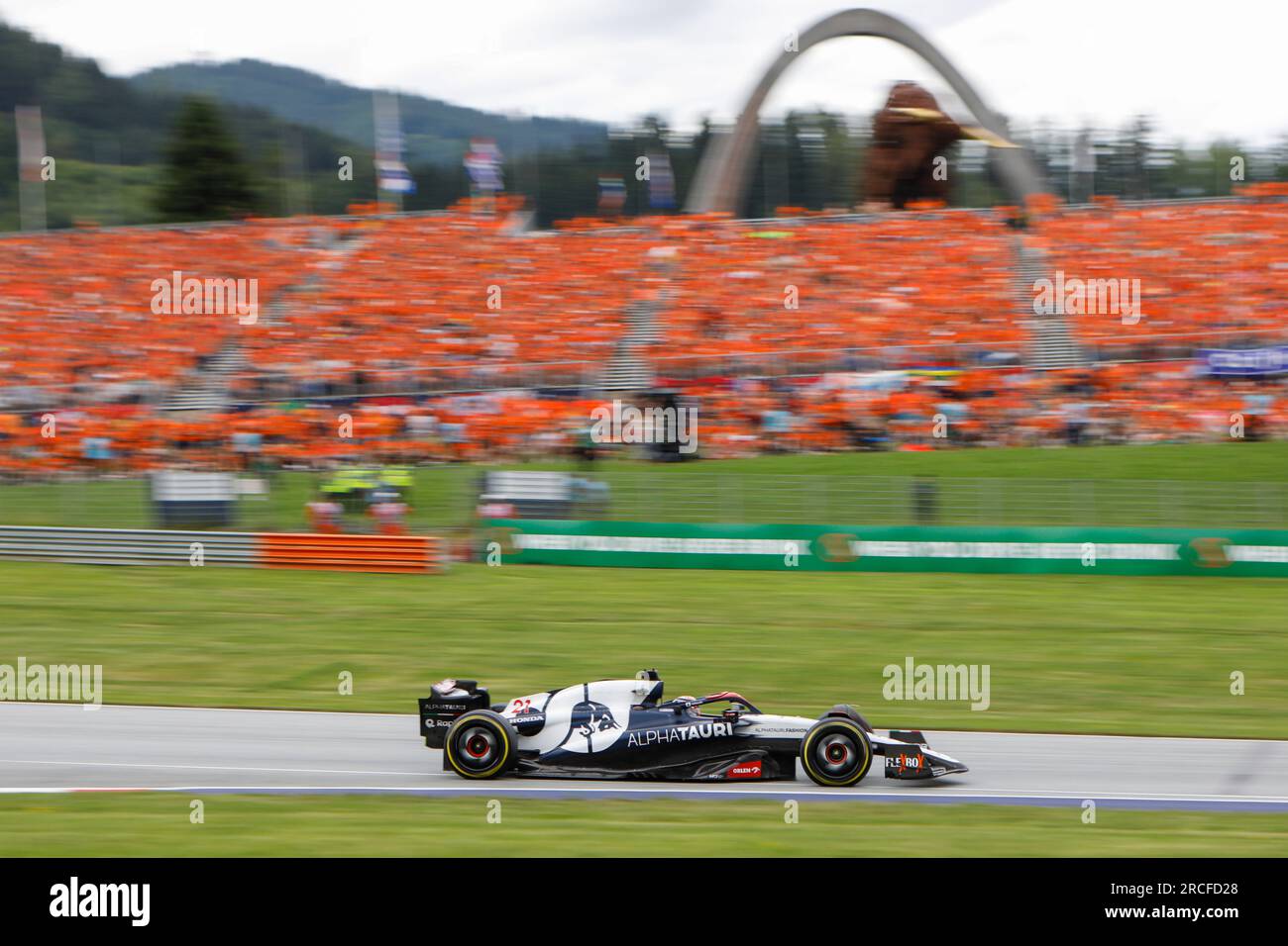 Spielberg, Austria. 2 luglio 2023. Formula 1 Rolex Gran Premio d'Austria al Red Bull Ring, Austria. Nella foto: Nyck De Vries (NLD) della Scuderia AlphaTauri ad AlphaTauri AT04 durante la gara © Piotr Zajac/Alamy Live News Foto Stock