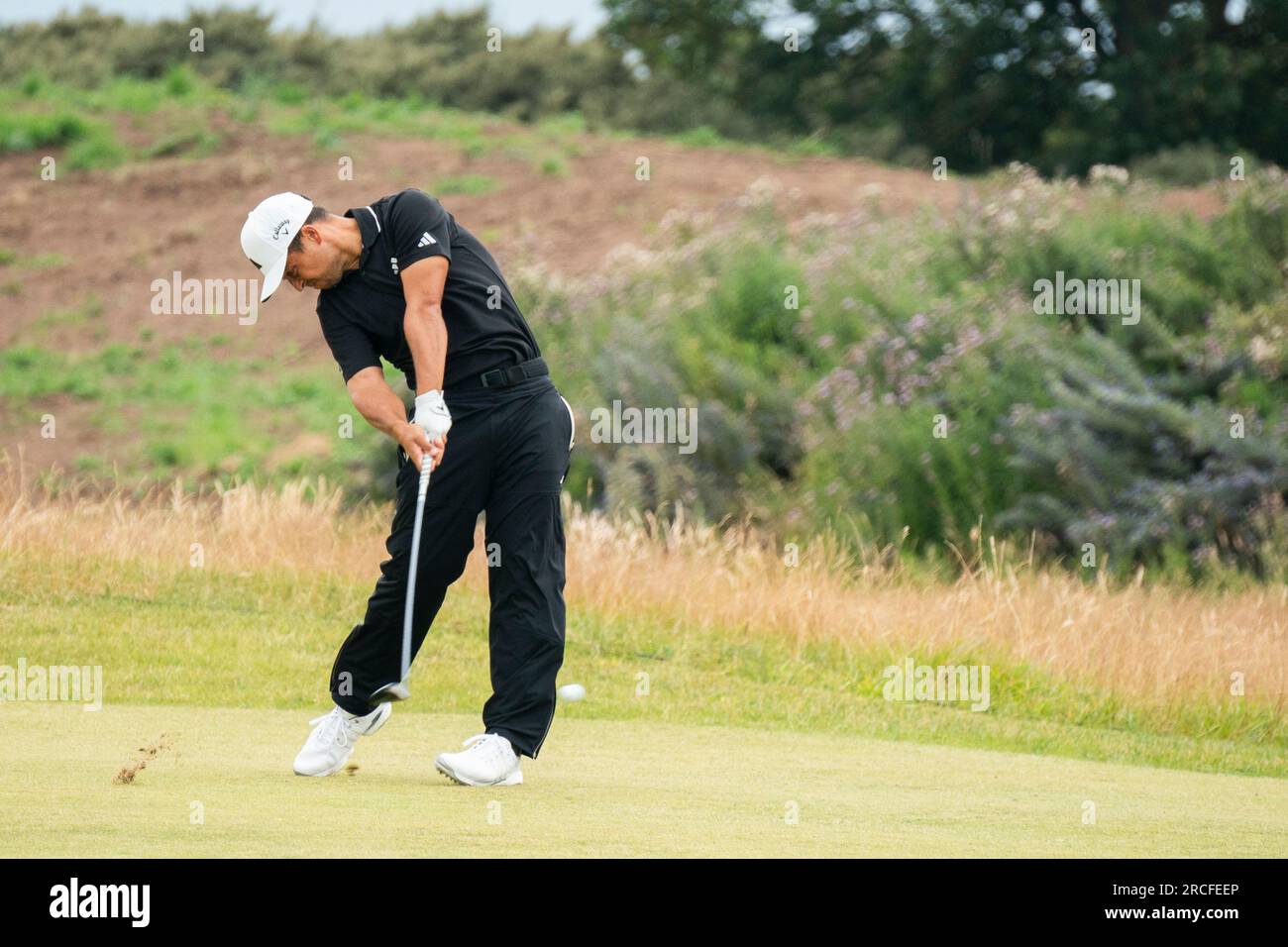 North Berwick, East Lothian, Scozia, Regno Unito. 14 luglio 2023. Xander Schauffele gioca ad avvicinarsi alla 10a buca al Genesis Scottish Open al Renaissance Club di North Berwick. Iain Masterton/Alamy Live News Foto Stock