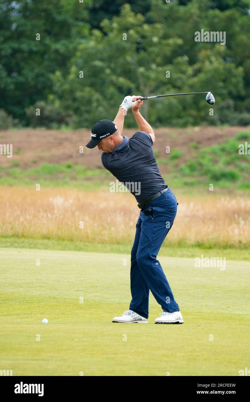 North Berwick, East Lothian, Scozia, Regno Unito. 14 luglio 2023. Justin Thomas gioca ad avvicinarsi alla 10a buca al Genesis Scottish Open al Renaissance Club di North Berwick. Iain Masterton/Alamy Live News Foto Stock