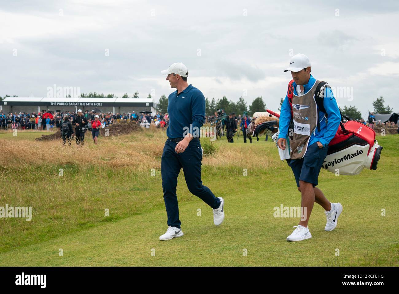 North Berwick, East Lothian, Scozia, Regno Unito. 14 luglio 2023. Rory McIlroy cammina fuori dalla dodicesima buca al Genesis Scottish Open al Renaissance Club di North Berwick. Iain Masterton/Alamy Live News Foto Stock