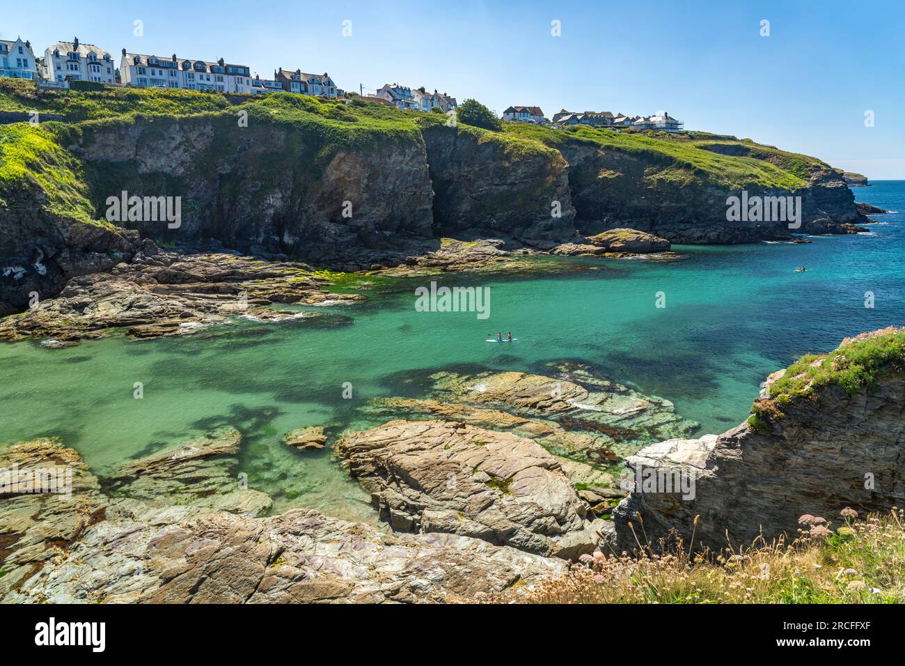 Port Gaverne Beach bei Port Isaac, Cornovaglia, Inghilterra, Großbritannien, Europa | Port Gaverne Beach Near Port Isaac, Cornovaglia, Inghilterra, Regno Unito Foto Stock