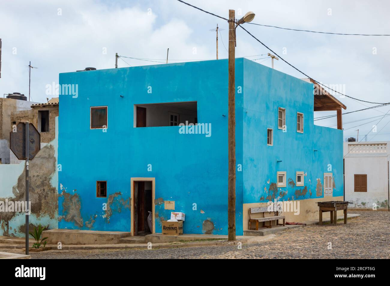 A Bright Blue House, Boa Vista, Capo Verde, Africa Foto Stock