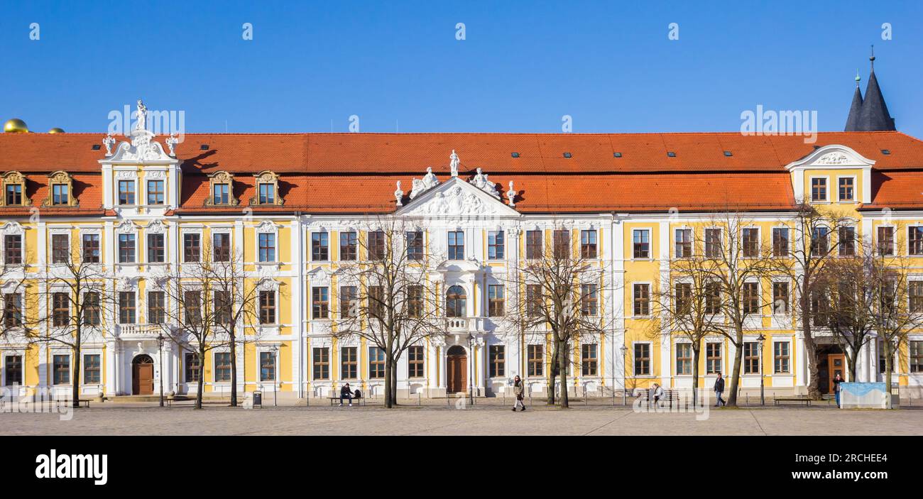 Panorama di piazza dom con l'edificio Landtag a Magdeburgo, Germania Foto Stock