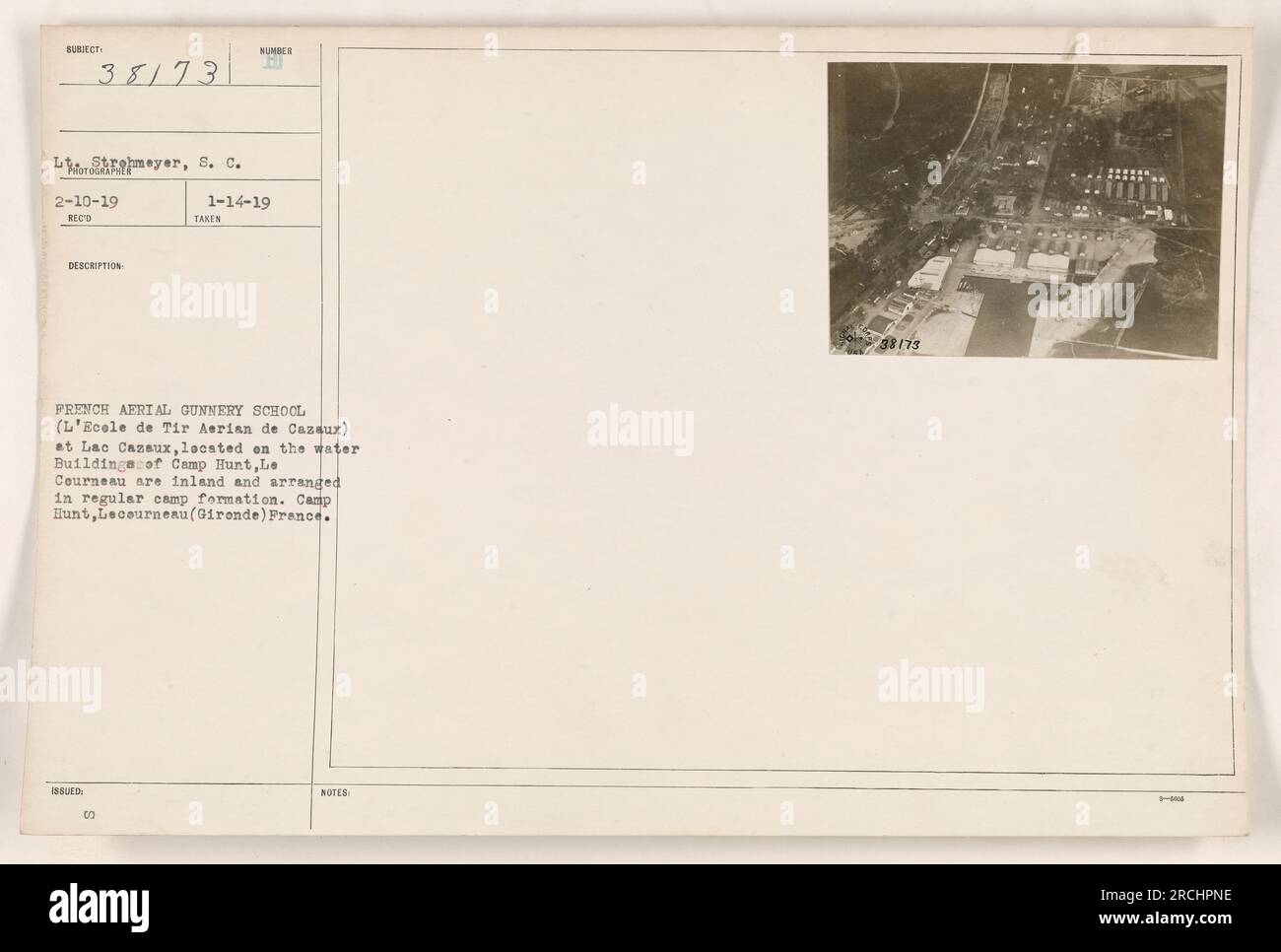 787-33. Scuola di artiglieria aerea francese a Lac Cazaux a Camp Hunt, le Courneau, Francia. Gli edifici sono situati nell'entroterra e disposti in una formazione regolare del campo. Presa il 14 gennaio 1919 da S. C. Lemeyer. Foto Stock
