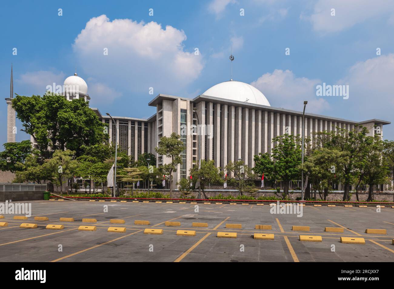 Masjid Istiqlal, Moschea dell'indipendenza, situata nel centro di Giacarta in Indonesia Foto Stock