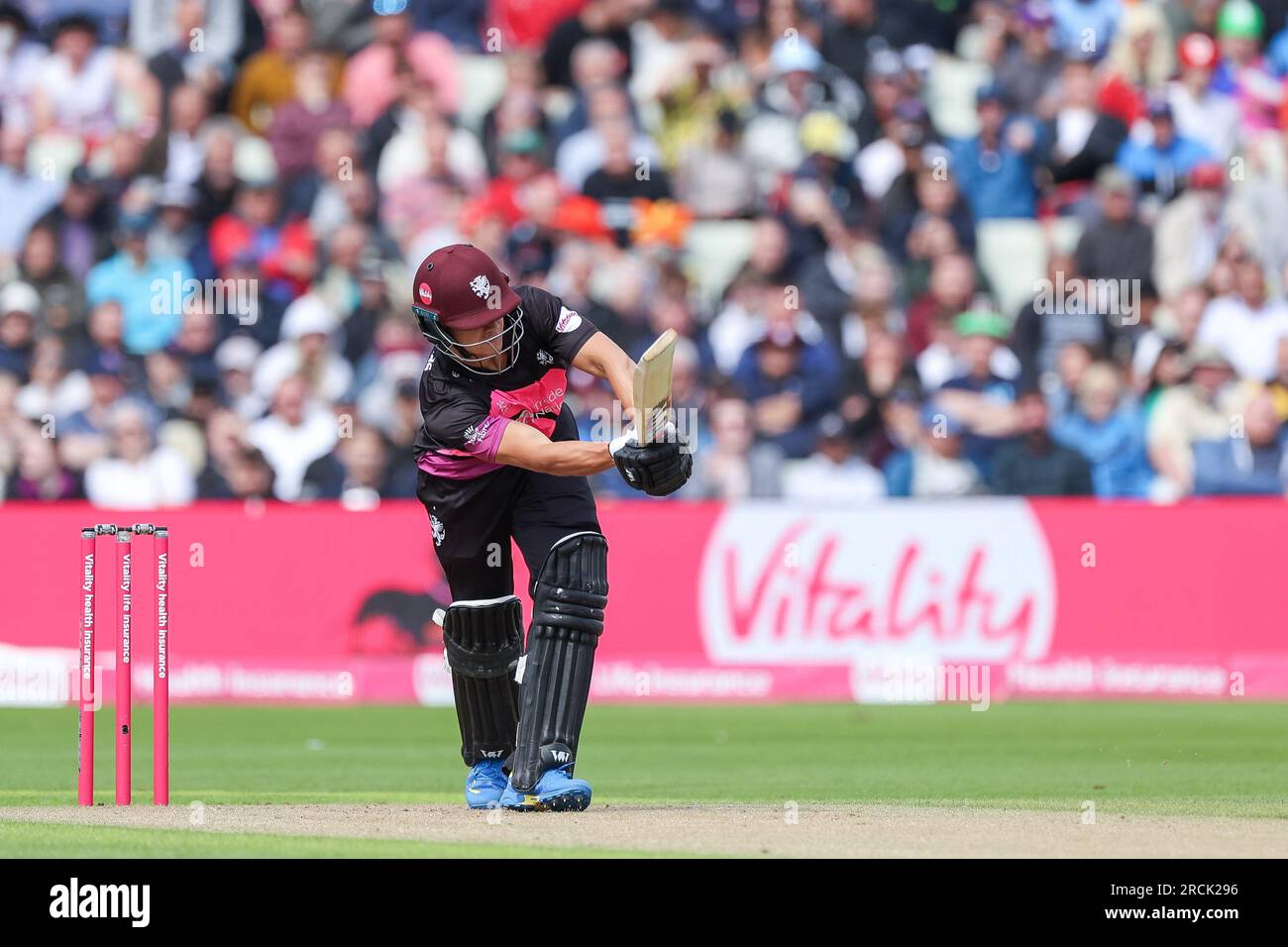 Birmingham, Regno Unito il 15 luglio 2023 al Warwickshire County Cricket Club, Edgbaston. La foto mostra Will Smeed di Somerset in azione con la mazza durante la Vitality Blast semi Final 2023 Between Somerset & Surrey Image è solo per uso editoriale - credito a Stu Leggett tramite Alamy Live News Foto Stock