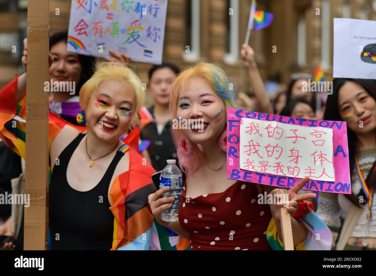 Glasgow Scotland, Regno Unito 15 luglio 2023. Migliaia di persone partecipano al Glasgow Pride Mardi GLA per celebrare l'uguaglianza LGBT. credit sst/alamy live news Foto Stock