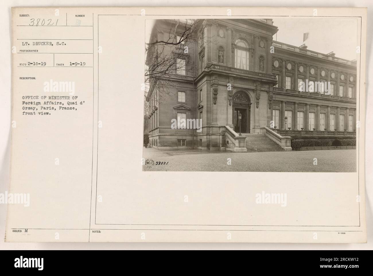 LT. Drucker, un fotografo della S.C., ha catturato questa immagine il 9 gennaio 1919. Mostra la visione anteriore dell'ufficio del ministro degli affari esteri al Quai d'Orsay a Parigi, in Francia. Il numero rilasciato alla fotografia è 3802/M. Foto Stock