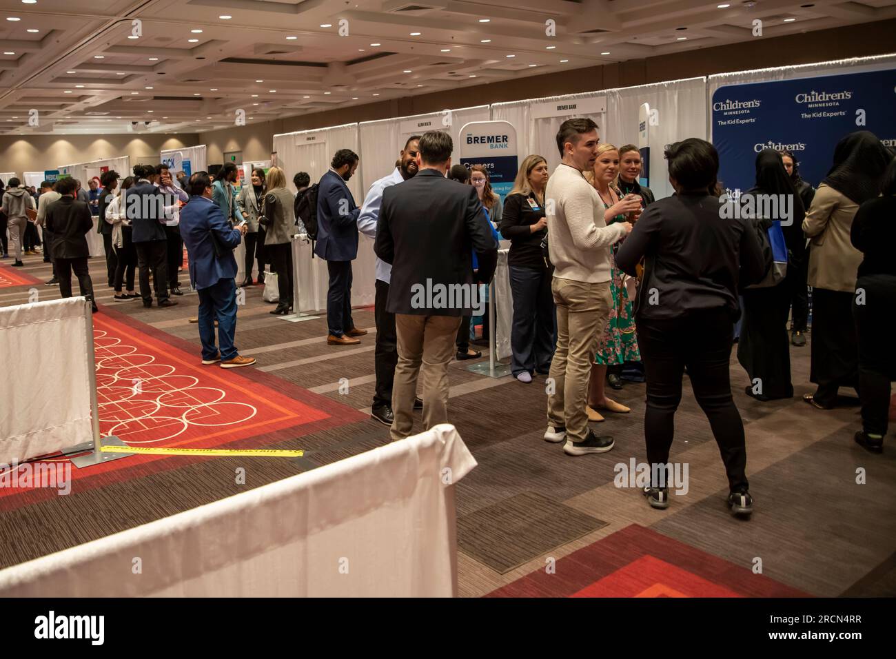 Minneapolis, Minnesota. People of Color Career Fair. Un evento di networking e assunzione per professionisti del colore. Foto Stock