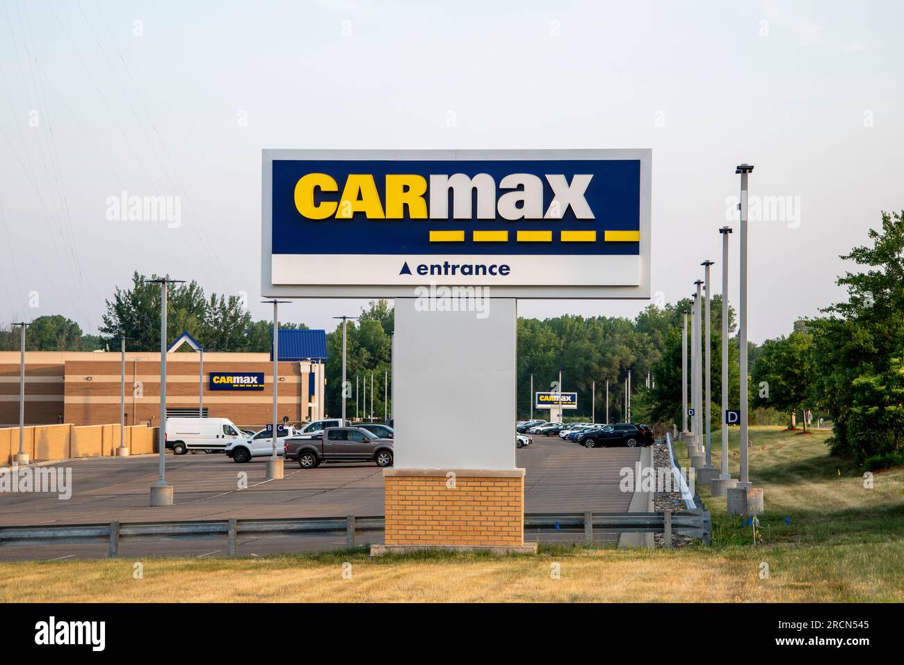Maplewood, Minnesota. CarMax. CarMax è un concessionario di veicoli usati con sede negli Stati Uniti. Foto Stock