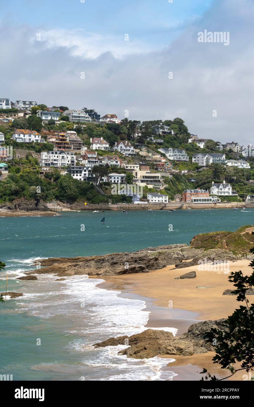 Vista del porto di Salcombe e della spiaggia di Sunny Cove nel South Devon, South Hams, Regno Unito Foto Stock