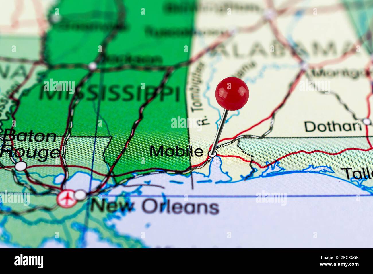 Mappa mobile. Mappa pin mobile. Primo piano della mappa mobile con il puntino rosso. Mappa con puntina rossa di Mobile negli Stati Uniti. Alabama. Foto Stock