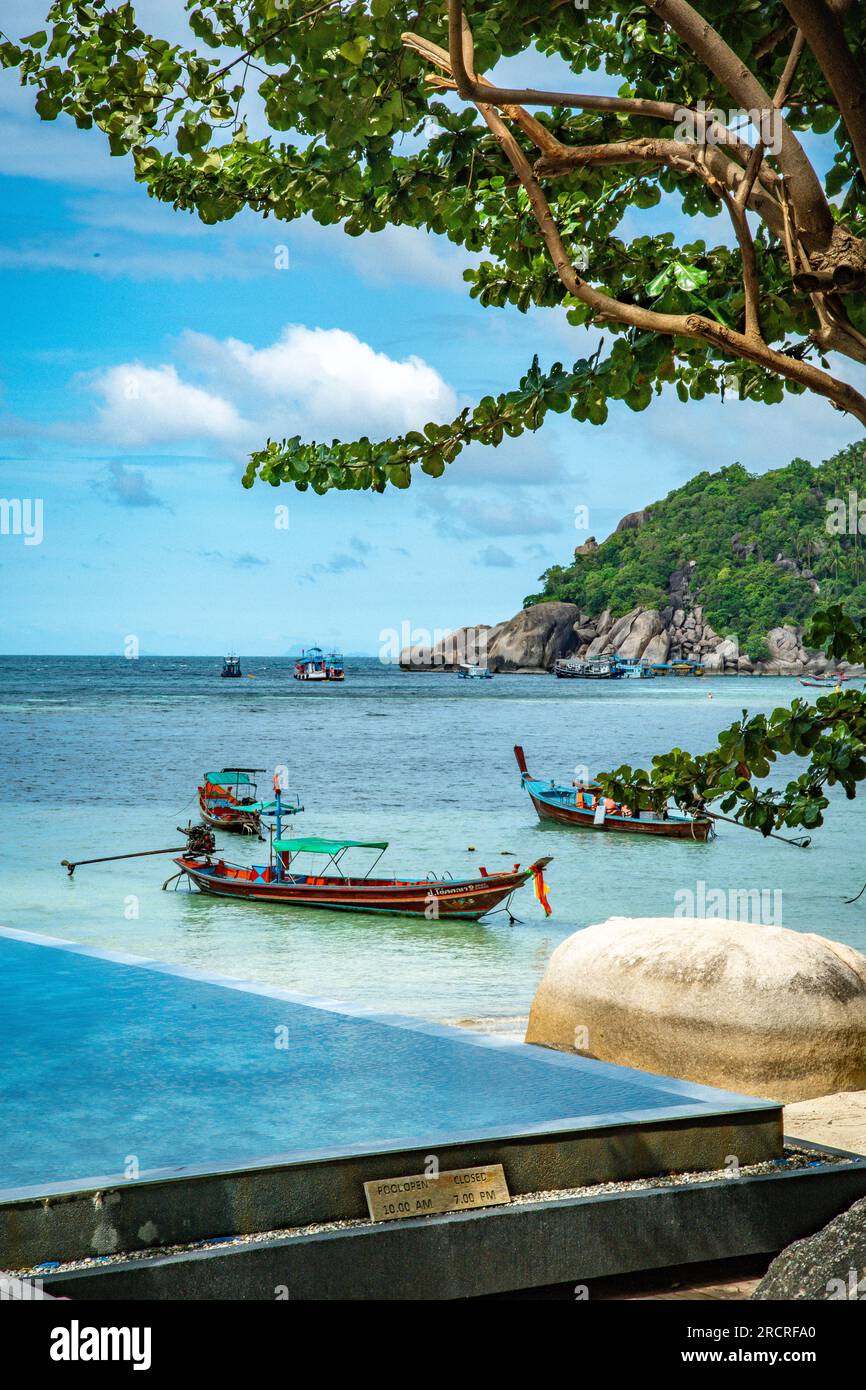 Vista del resort Haad Tien Beach nella baia degli squali, koh Tao, Thailandia Foto Stock