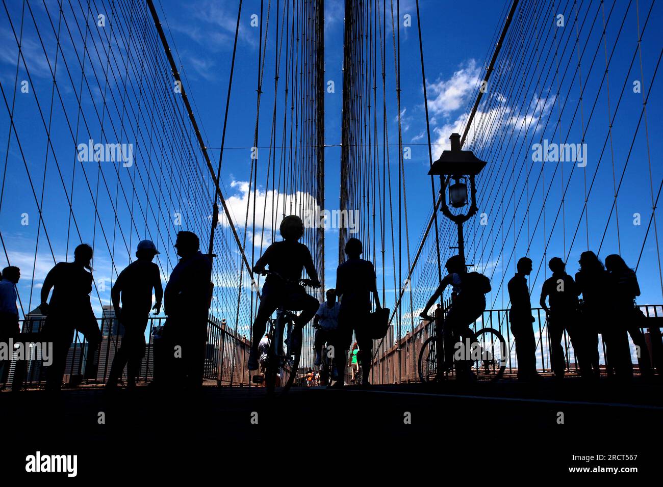 Ponte di Brooklyn, Manhattan, Lower Manhattan Brooklyn, New York, Stati Uniti Foto Stock