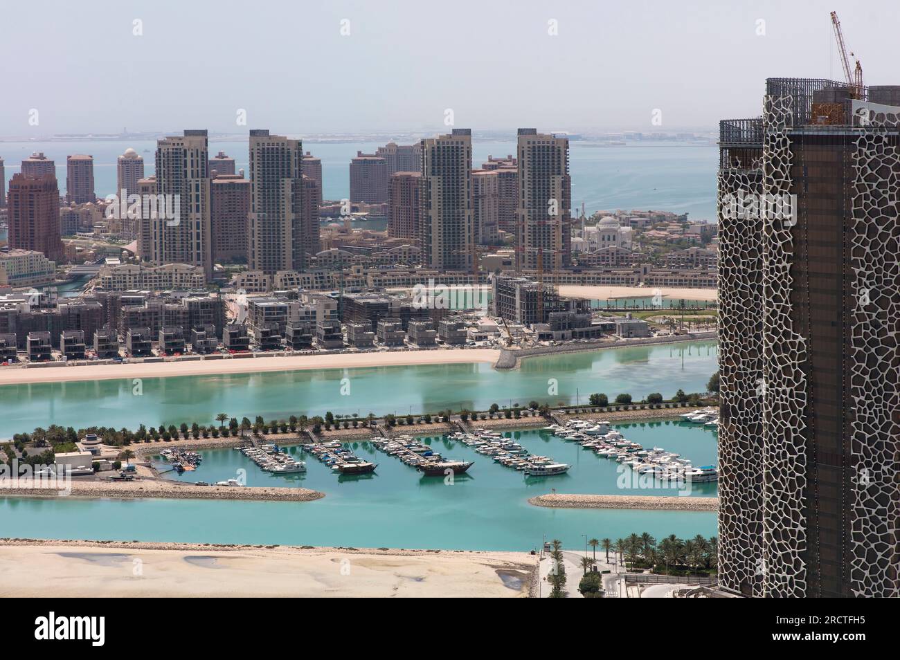 Porticciolo e architettura di Lusail, Doha, Qatar Foto Stock
