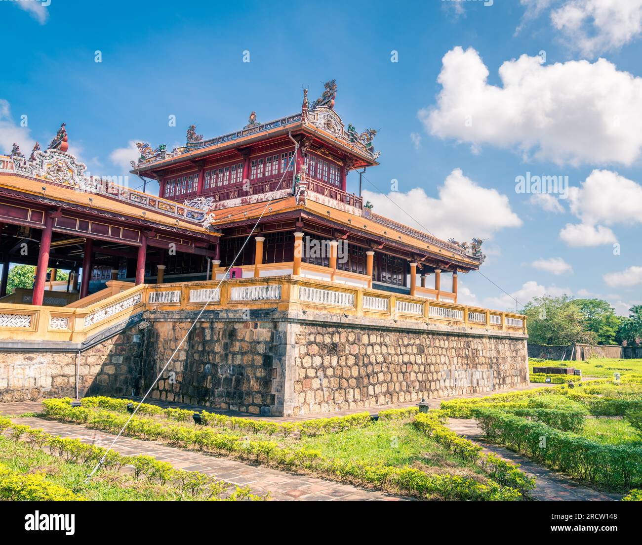 Un edificio tradizionale nella Citta' Imperiale di Hue, Vietnam Centrale Foto Stock