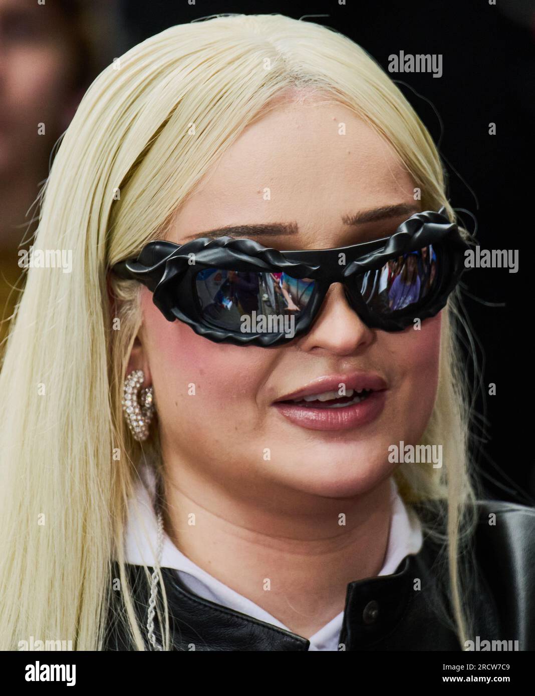 NEW YORK, NY, USA - 23 GIUGNO 2023: Kim Petras si esibisce nella serie di concerti "Today" della NBC al Rockefeller Plaza. Foto Stock