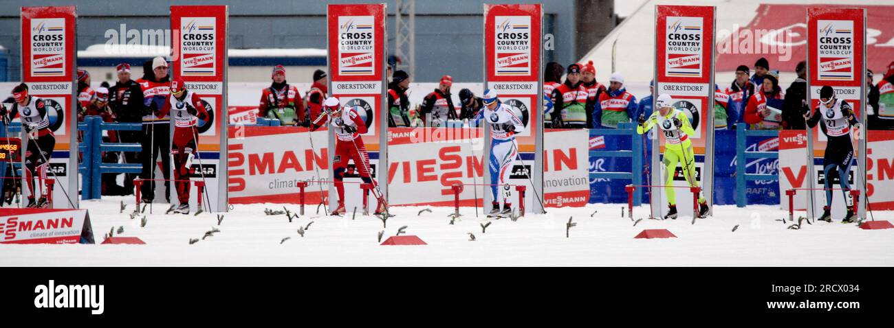 Partenza da Zum Sprint der Herren Ski Nordisch, Langlauf, Viessmann Tour de Ski AM 2.1.2011 a Oberstdorf Foto Stock