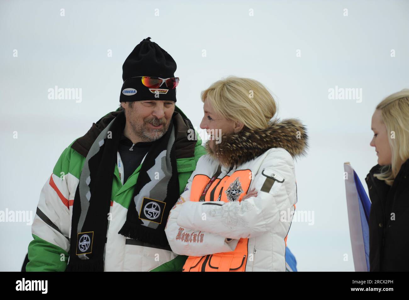 Sepp Ferstl und Christa Kinshofer bei einer Siegerehrung Riesenslalom der Frauen am 17.2.2011 Ski Alpin Weltmeisterschaft vom 7.-20.2. 2011 a Garmisch - Partenkirchen Partenkirchen Foto Stock