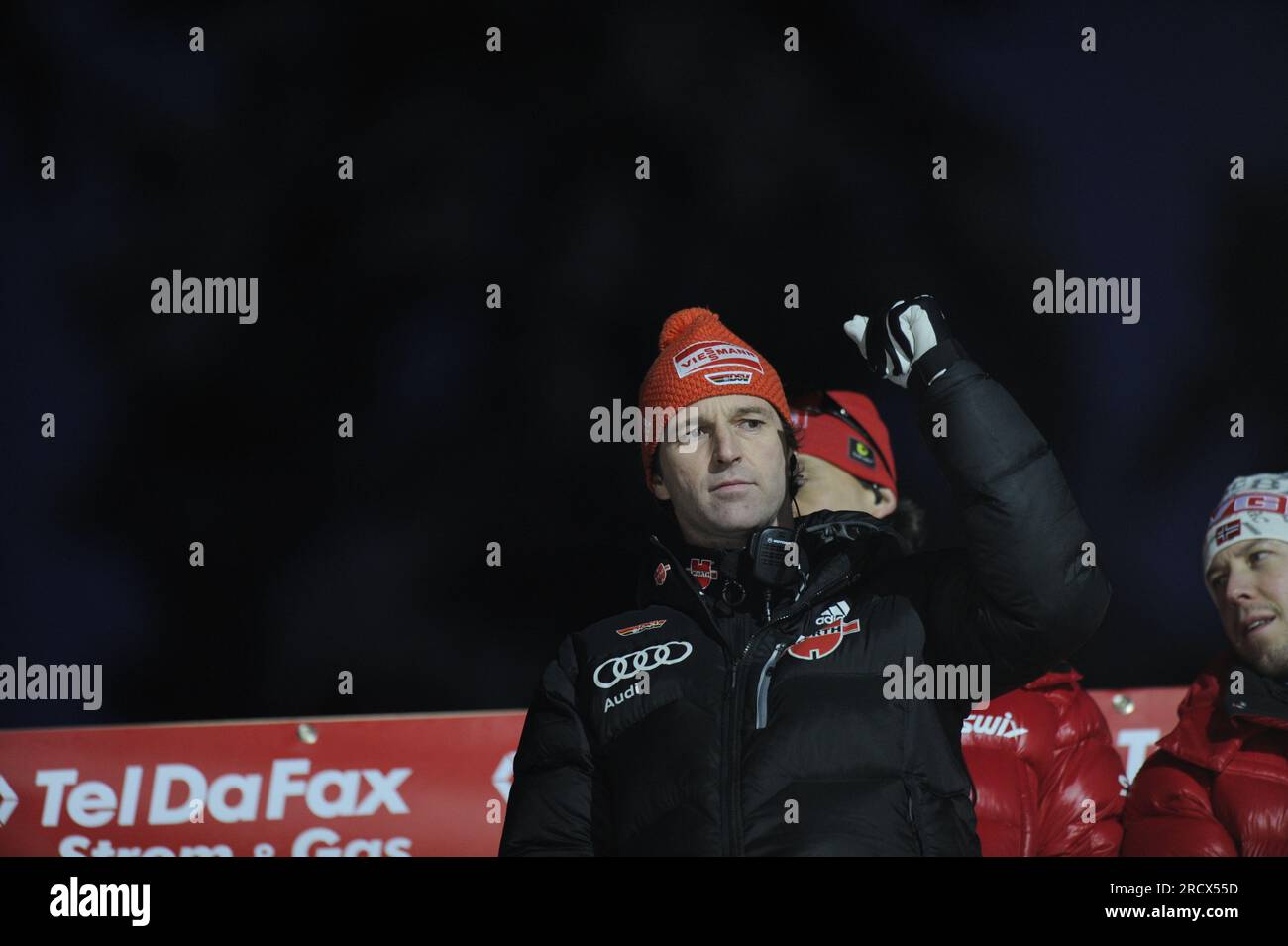 Werner Schuster Bundestrainer Skispringen Jubel ballt Die Faust Skispringen Welt Cup TelDaFax - FIS-Team-Tour 2011Teamspringen 29.1.2011 Foto Stock
