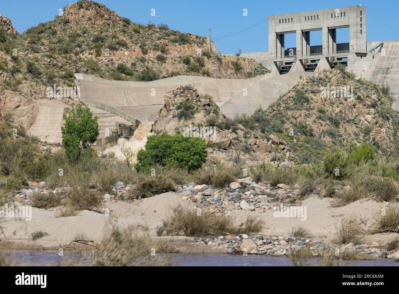 Soccorso di emergenza di Barlett Reservoir dopo forti piogge, USA, Arizona, Verde River, Phoenix Foto Stock