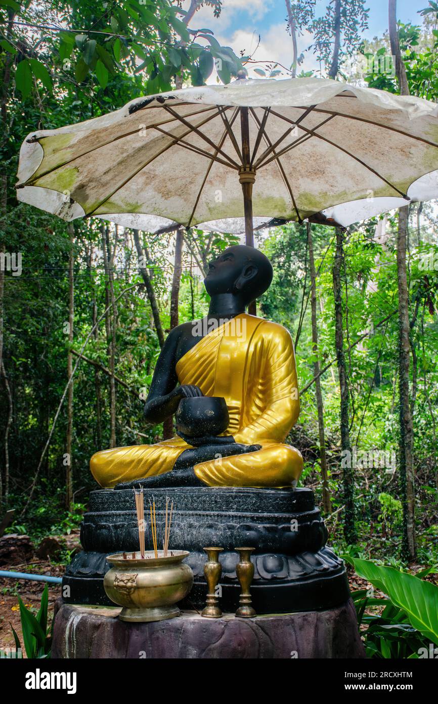Statua di un monaco Pra Upakhut Foto Stock