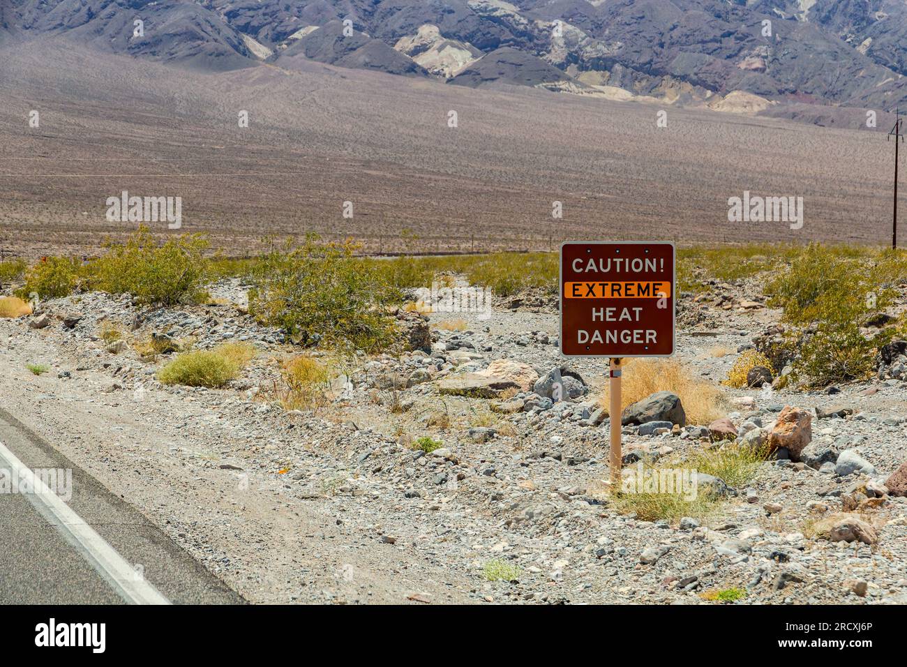 Cartello calore estremo indica pericolo di vita, Death Valley National Park, California, USA Foto Stock