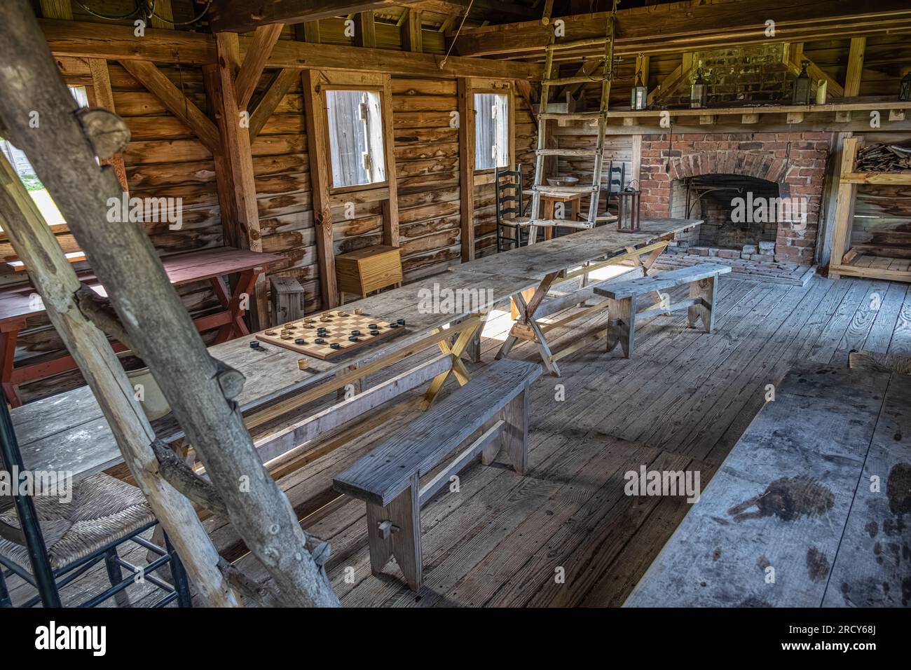 Interno della caserma degli ufficiali a Fort King George a Darien, Georgia. (USA) Foto Stock