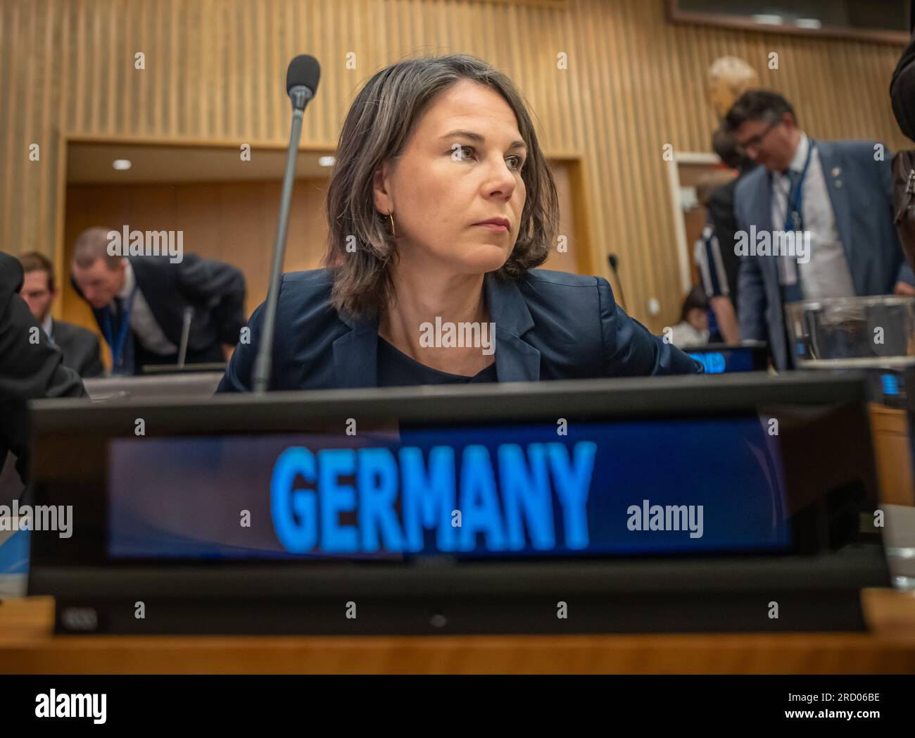 New York, USA. 17 luglio 2023. Annalena Baerbock (Bündnis 90/die Grünen), ministro degli Esteri, partecipa all'evento collaterale "la CPI e il crimine di aggressione: In difesa della carta delle Nazioni Unite" durante il suo soggiorno presso le Nazioni Unite (ONU). Crediti: Michael Kappeler/dpa/Alamy Live News Foto Stock