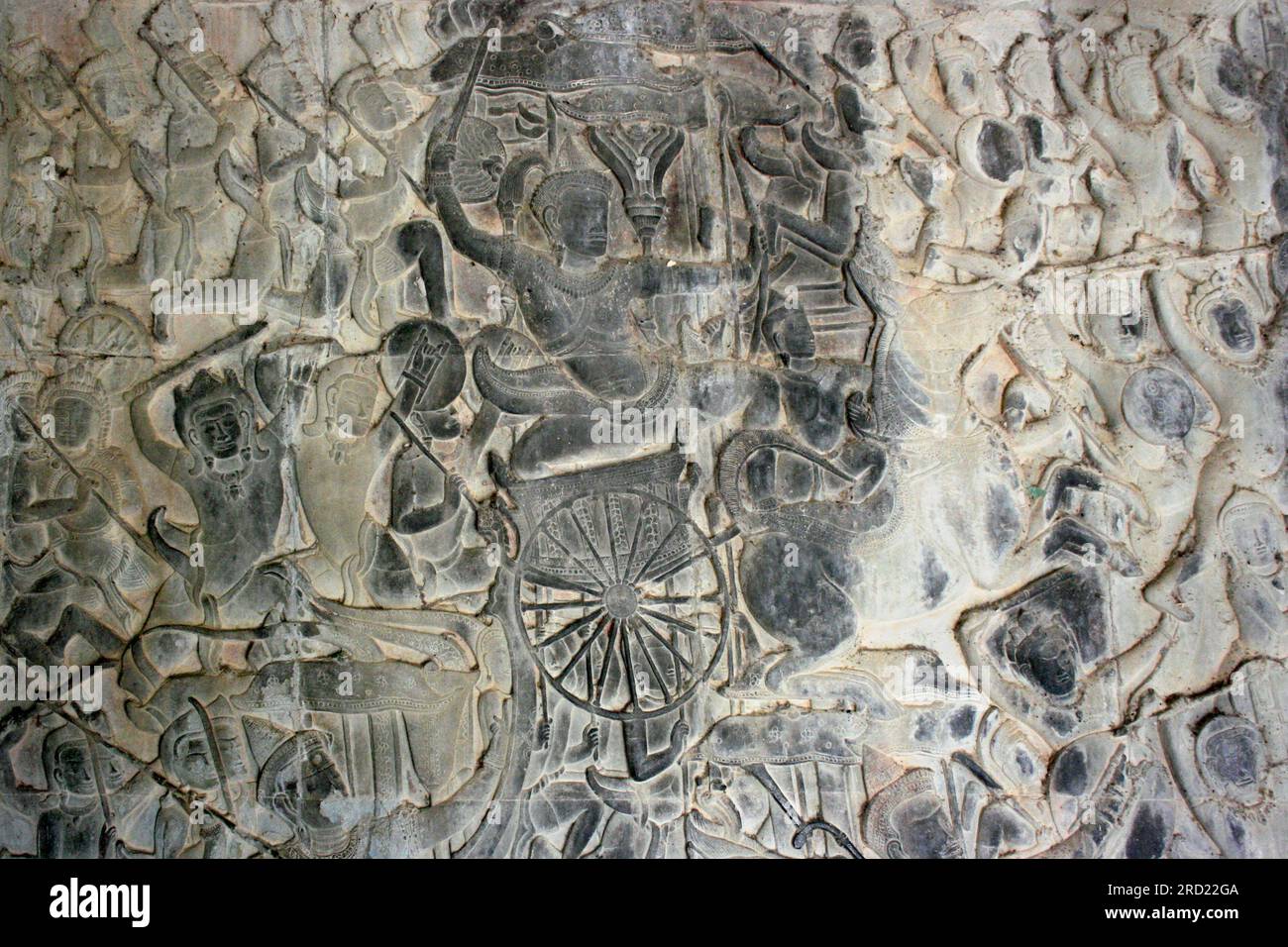 Scena di guerra raffigurata su un muro ad Angkor Wat a Siem Reap, Cambogia. Foto Stock