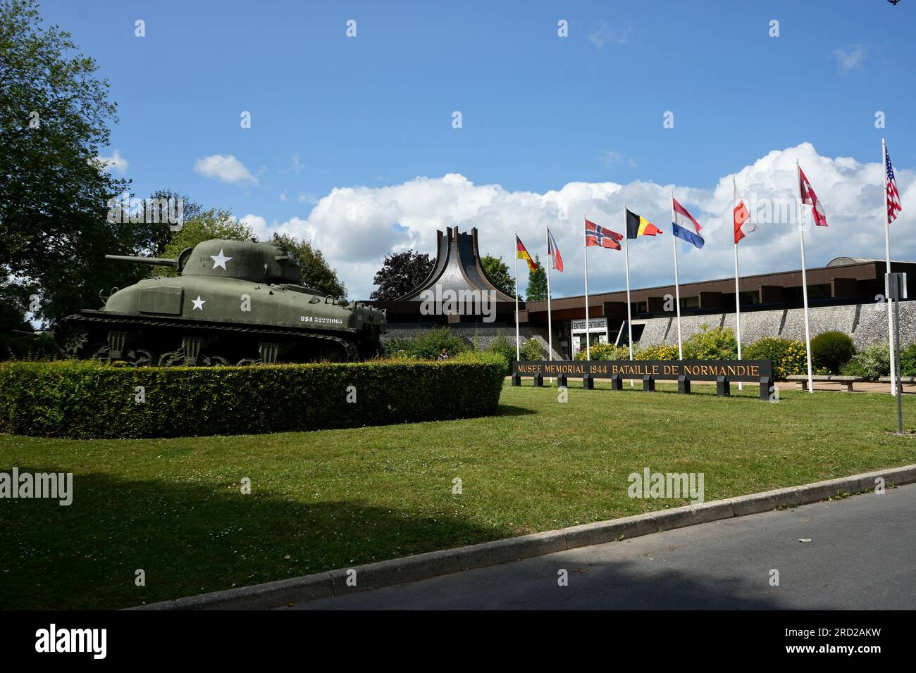 Carro armato americano della seconda Guerra Mondiale esposto all'esterno al Museo della Battaglia di Normandia, Bayeux, Francia. Foto Stock