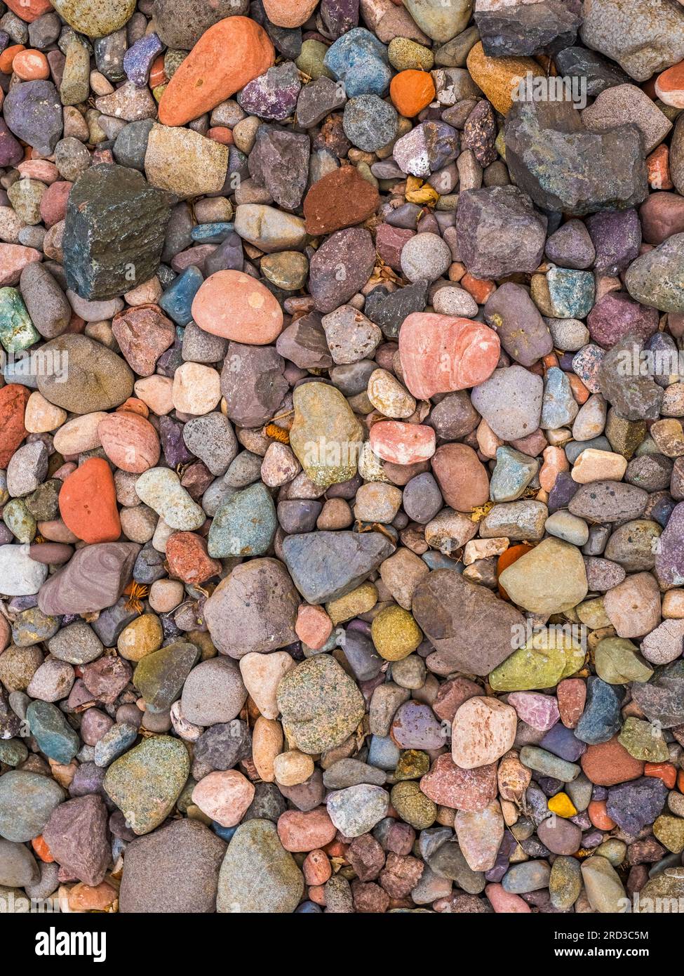 Primo piano di rocce colorate su una spiaggia del lago Superior nella penisola superiore del Michigan USA Foto Stock