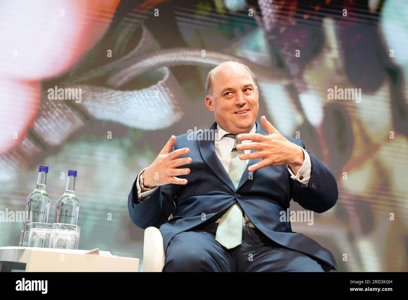 Il segretario alla difesa Ben Wallace parla durante la conferenza del Tony Blair Institute for Global Change's Future of Britain nel centro di Londra. Data foto: Martedì 18 luglio 2023. Foto Stock