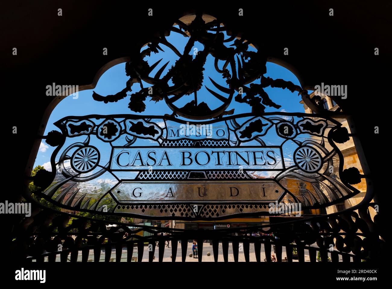 Museo Casa Botines Gaudí, Leon, Castilla, Spagna. Il museo è sponsorizzato dalla Fundación Obra Social de Castilla y León. Foto Stock