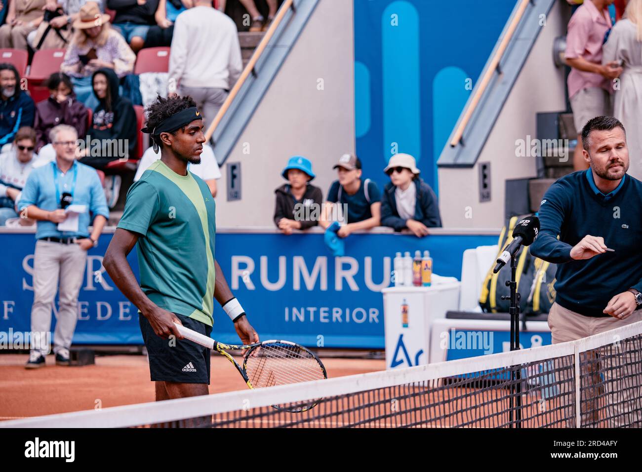 Båstad, Svezia. 07 18 2023. Leo Borg contro Elias Ymer nel primo turno del Nordea Open. Leo Borg ha vinto in due set. Daniel Bengtsson Foto Stock