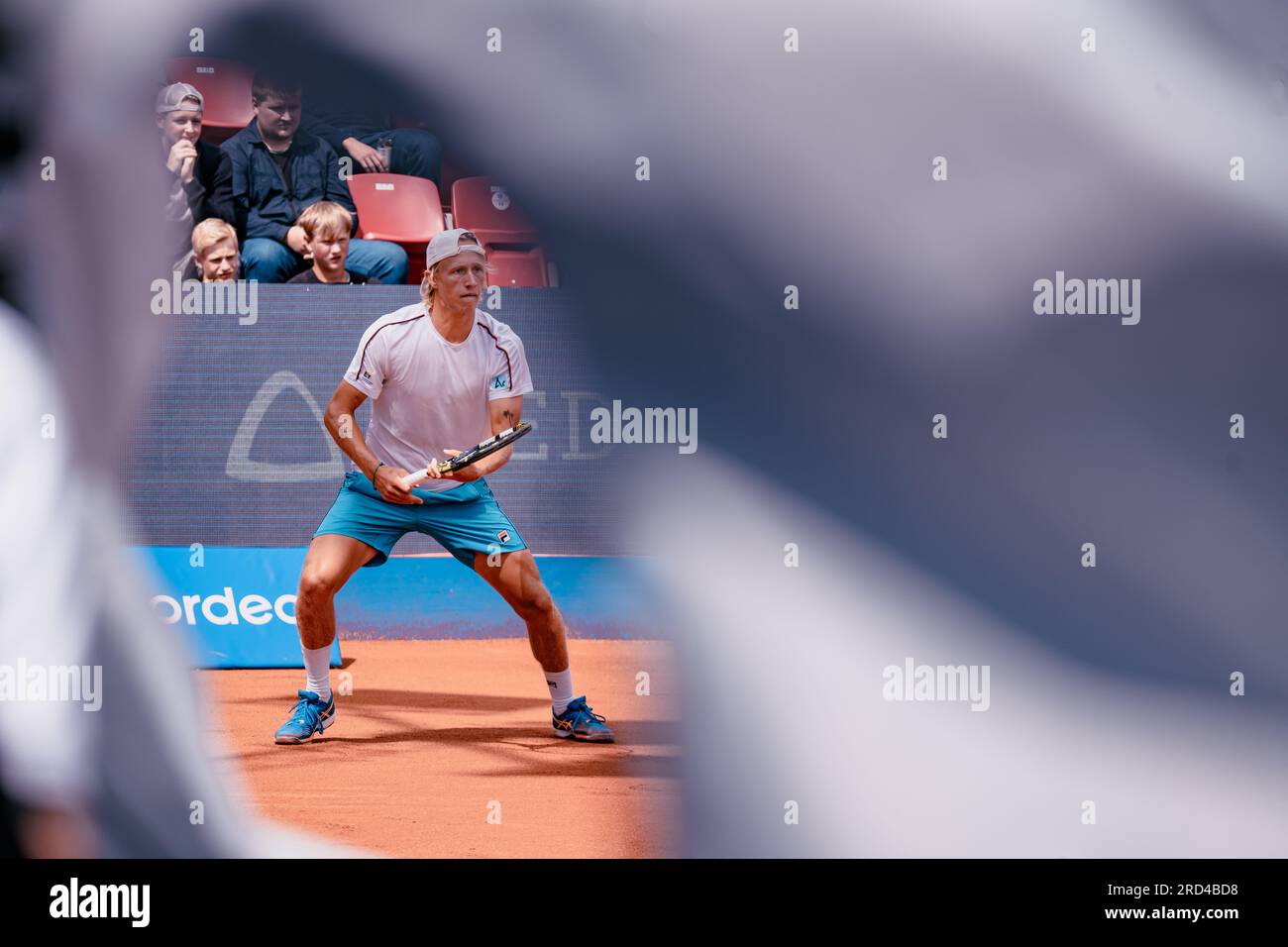 Båstad, Svezia. 07 18 2023. Leo Borg contro Elias Ymer nel primo turno del Nordea Open. Leo Borg ha vinto in due set. Daniel Bengtsson Foto Stock